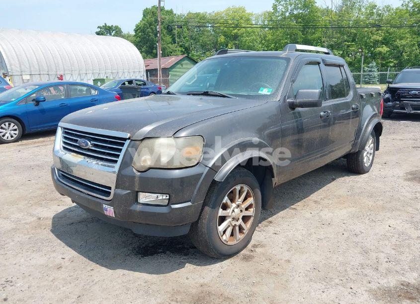 Photo 2 of 2007 Ford Explorer SPORT TRAC LIMITED (VIN 1FMEU53K27UB63431)