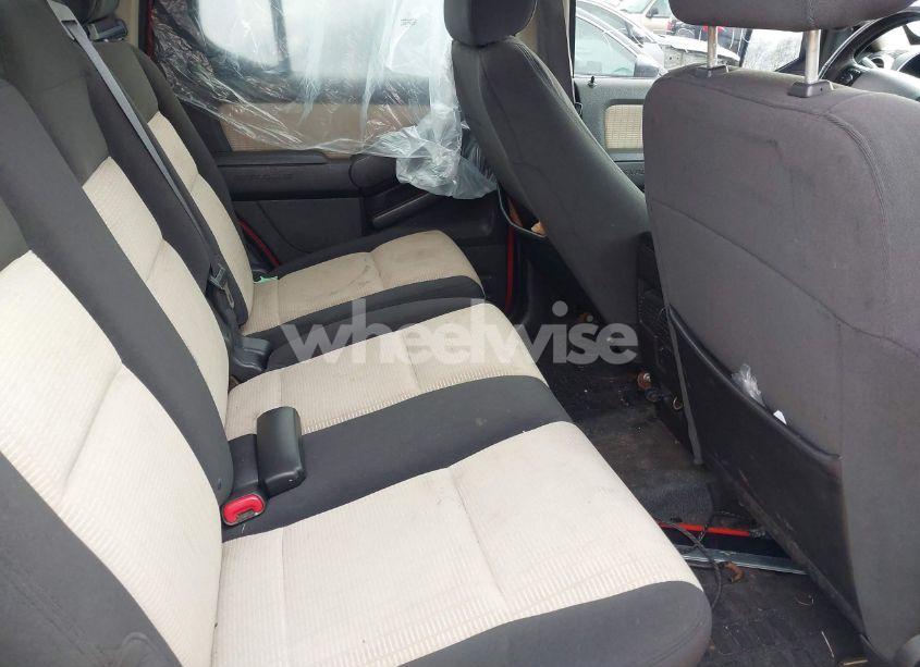 Photo 8 of 2007 Ford Explorer SPORT TRAC LIMITED (VIN 1FMEU53KX7UA08870)