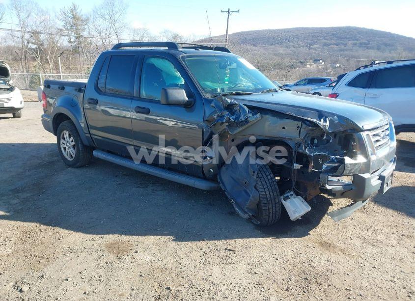 2010 Ford Explorer SPORT TRAC XLT (VIN 1FMEU5BE1AUA00420) main photo