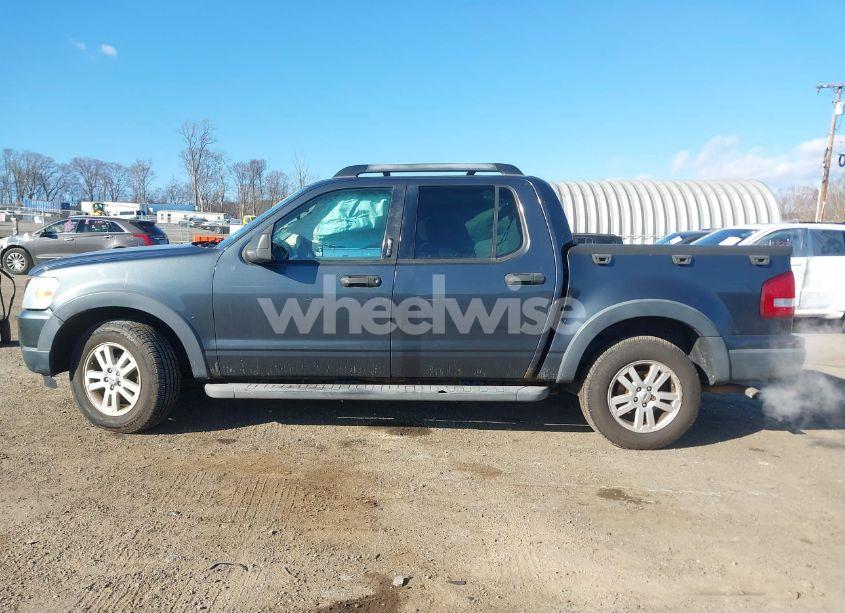 Photo 14 of 2010 Ford Explorer SPORT TRAC XLT (VIN 1FMEU5BE1AUA00420)