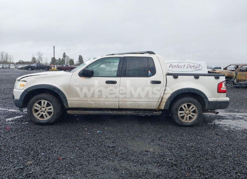 Photo 15 of 2010 Ford Explorer SPORT TRAC XLT (VIN 1FMEU5BE4AUA21360)
