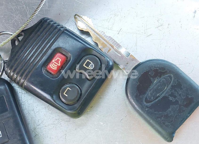 Photo 11 of 2010 Ford Explorer SPORT TRAC LIMITED (VIN 1FMEU5D84AUA49750)