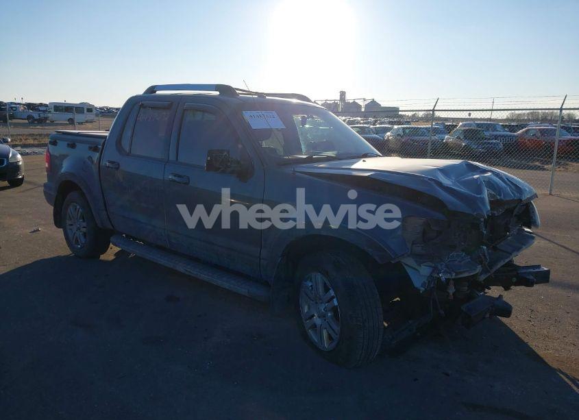 2010 Ford Explorer SPORT TRAC LIMITED (VIN 1FMEU5DE3AUA44769) main photo