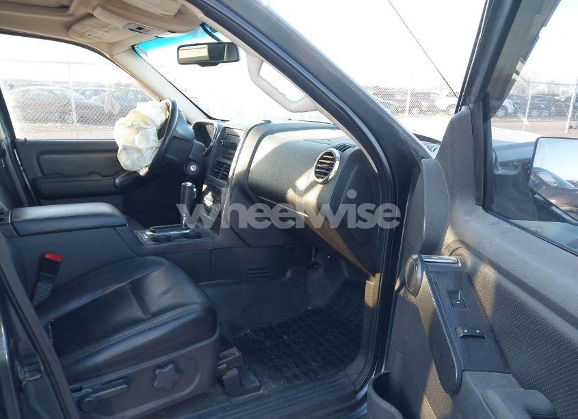 Photo 5 of 2010 Ford Explorer SPORT TRAC LIMITED (VIN 1FMEU5DE3AUA44769)