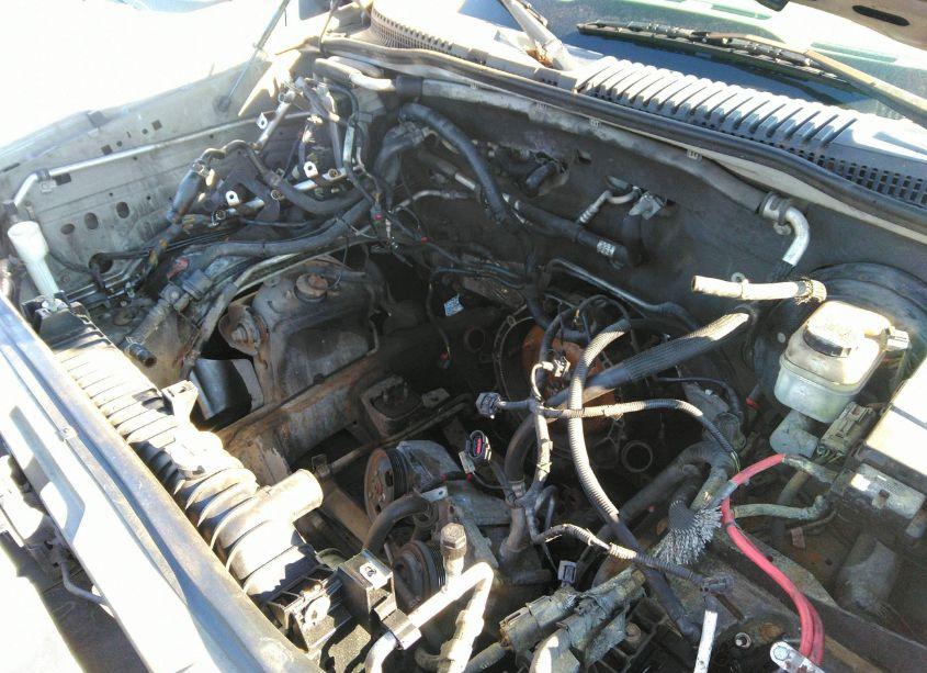 Photo 6 of 2006 Ford Explorer XLS (VIN 1FMEU62E16UA16985)