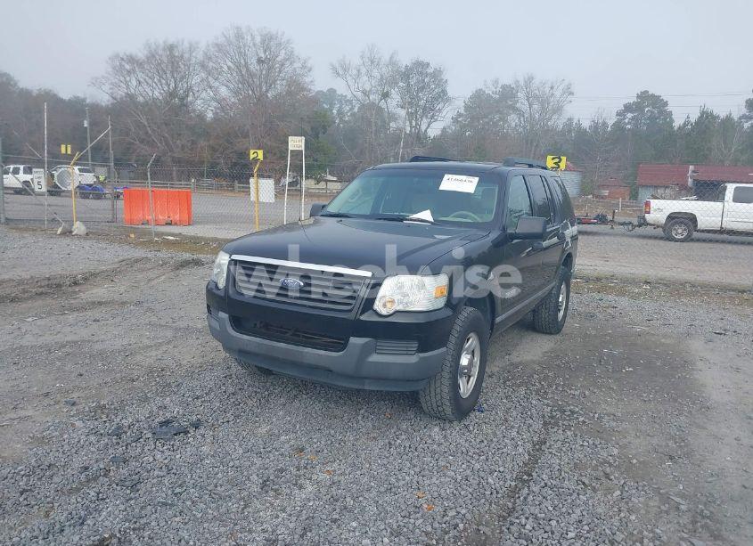 Photo 2 of 2006 Ford Explorer XLS (VIN 1FMEU62E16UA31177)