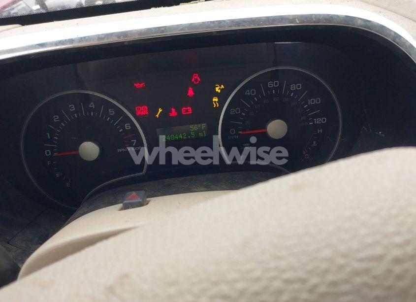 Photo 7 of 2006 Ford Explorer XLS (VIN 1FMEU62E26UA00830)