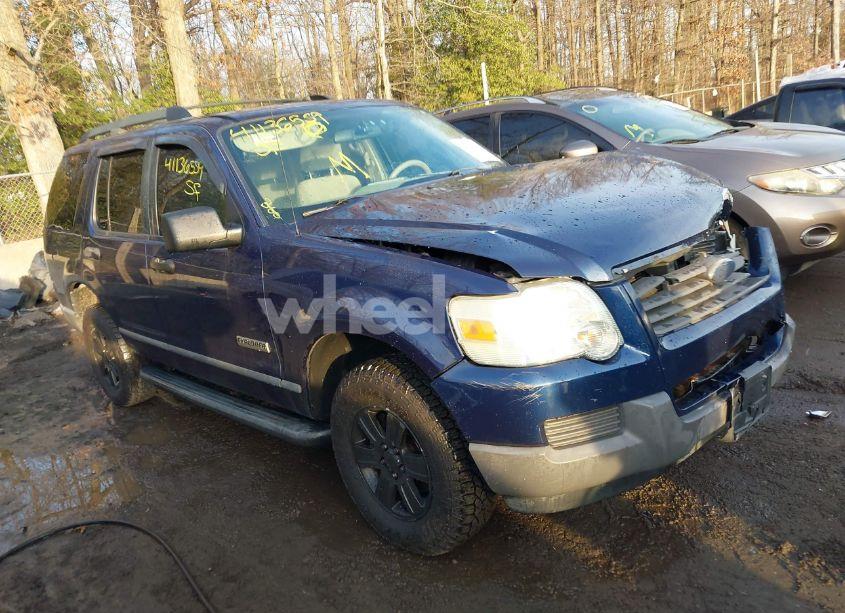 2006 Ford Explorer XLS (VIN 1FMEU62E26UA53768) main photo