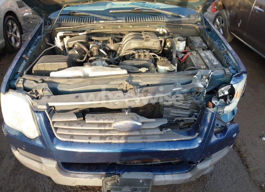 Photo 10 of 2006 Ford Explorer XLS (VIN 1FMEU62E26UA53768)