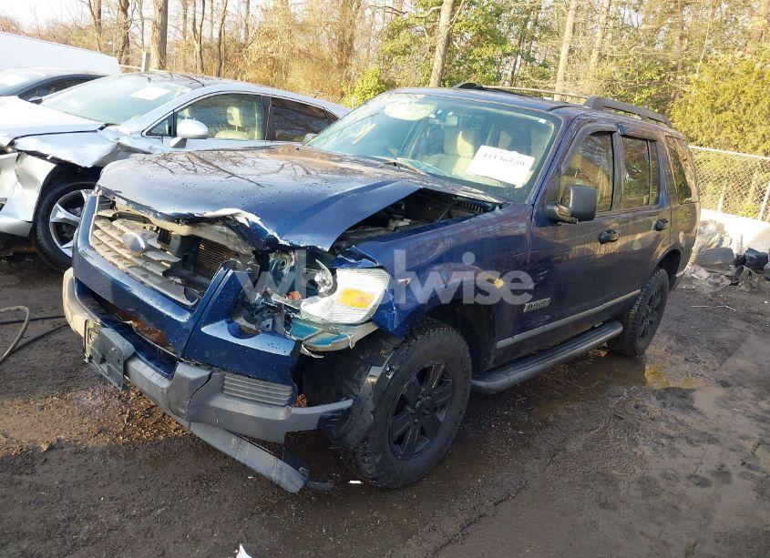 Photo 2 of 2006 Ford Explorer XLS (VIN 1FMEU62E26UA53768)