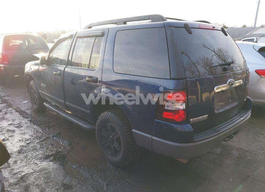 Photo 3 of 2006 Ford Explorer XLS (VIN 1FMEU62E26UA53768)
