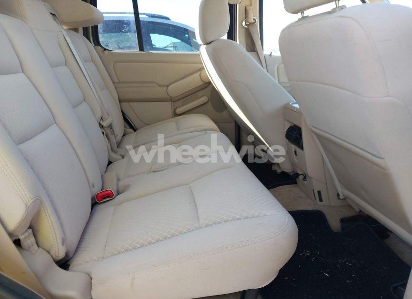 Photo 8 of 2006 Ford Explorer XLS (VIN 1FMEU62E26UA64043)