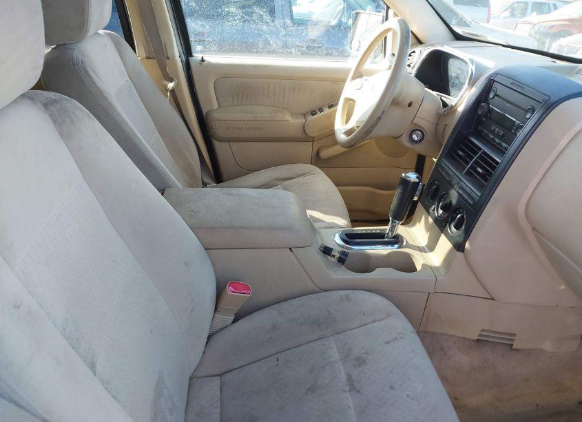 Photo 5 of 2006 Ford Explorer XLS (VIN 1FMEU62E26UA66441)