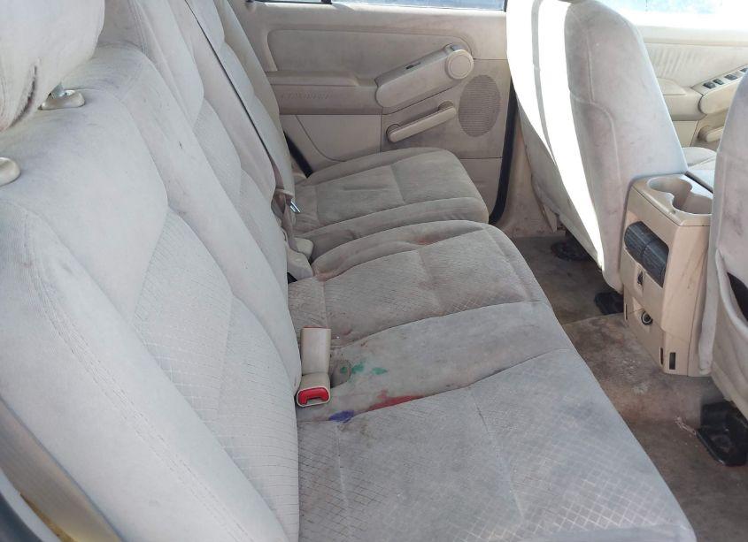 Photo 8 of 2006 Ford Explorer XLS (VIN 1FMEU62E26UA66441)