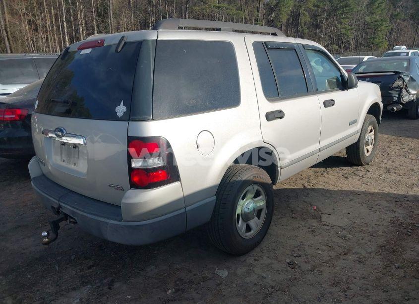 Photo 4 of 2006 Ford Explorer XLS (VIN 1FMEU62E36UB34651)