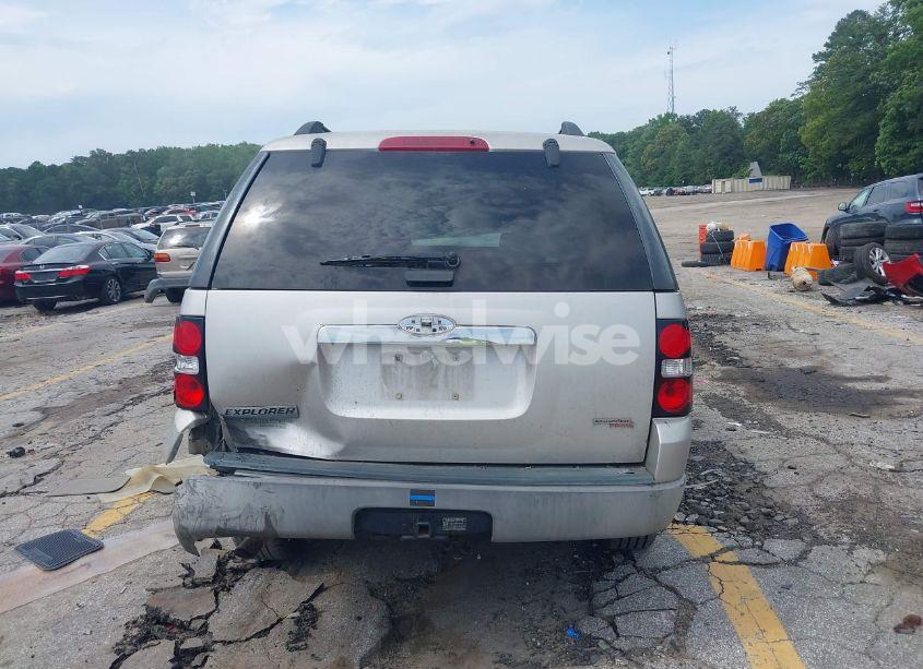Photo 16 of 2006 Ford Explorer XLS (VIN 1FMEU62E56UA33188)