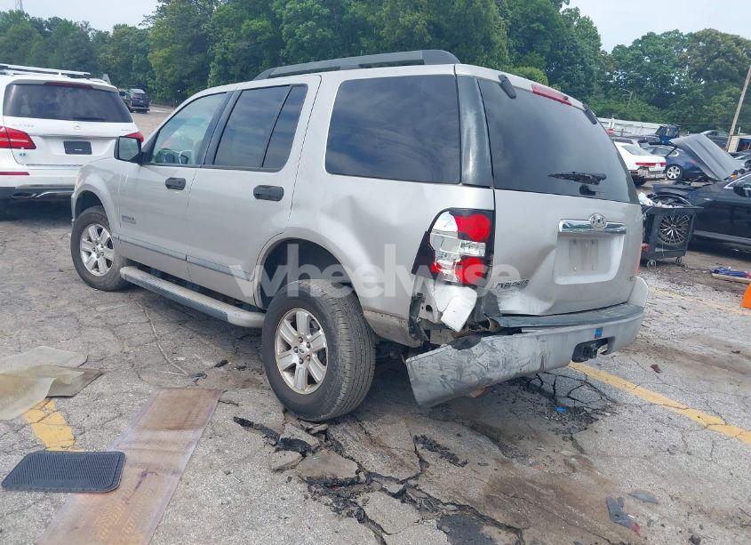 Photo 3 of 2006 Ford Explorer XLS (VIN 1FMEU62E56UA33188)
