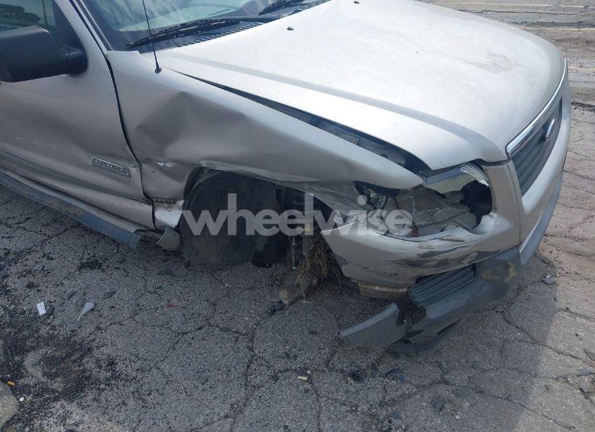 Photo 6 of 2006 Ford Explorer XLS (VIN 1FMEU62E56UA33188)