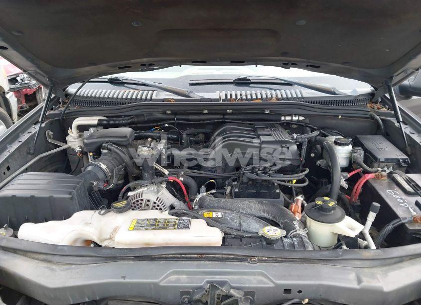 Photo 10 of 2006 Ford Explorer XLS (VIN 1FMEU62E76UA92212)