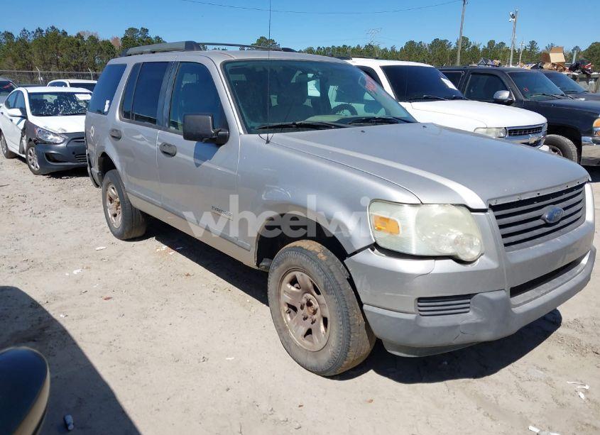 2006 Ford Explorer XLS (VIN 1FMEU62EX6UA48060) main photo