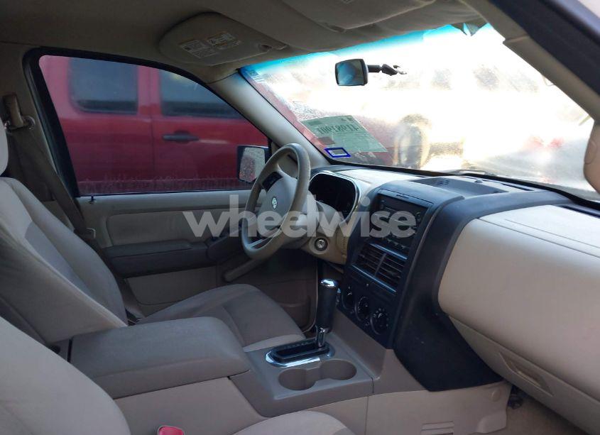 Photo 5 of 2006 Ford Explorer XLS (VIN 1FMEU62EX6ZA02330)