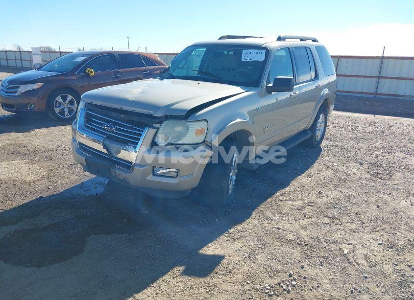 Photo 2 of 2007 Ford Explorer XLT (VIN 1FMEU638X7UA40244)