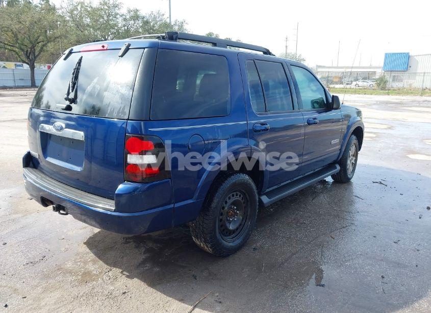 Photo 4 of 2008 Ford Explorer XLT (VIN 1FMEU63E08UA84907)