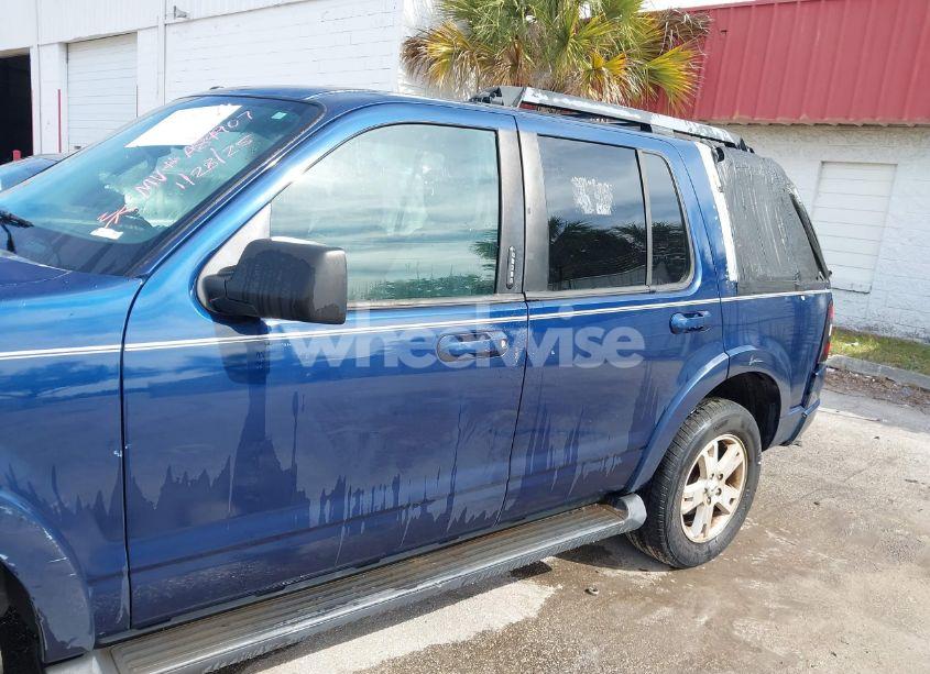 Photo 6 of 2008 Ford Explorer XLT (VIN 1FMEU63E08UA84907)