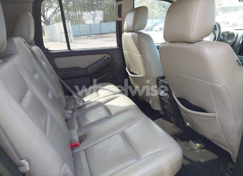 Photo 8 of 2008 Ford Explorer XLT (VIN 1FMEU63E08UA84907)