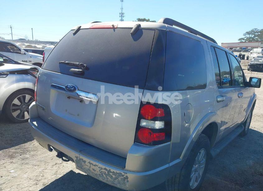 Photo 4 of 2008 Ford Explorer XLT (VIN 1FMEU63E08UA90707)