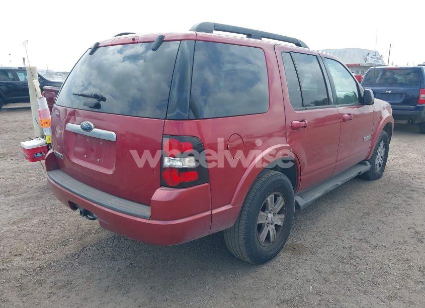 Photo 4 of 2008 Ford Explorer XLT (VIN 1FMEU63E18UA94250)