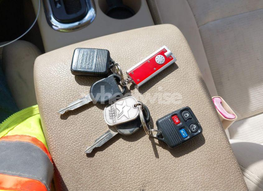 Photo 11 of 2006 Ford Explorer XLT (VIN 1FMEU63E26ZA17922)