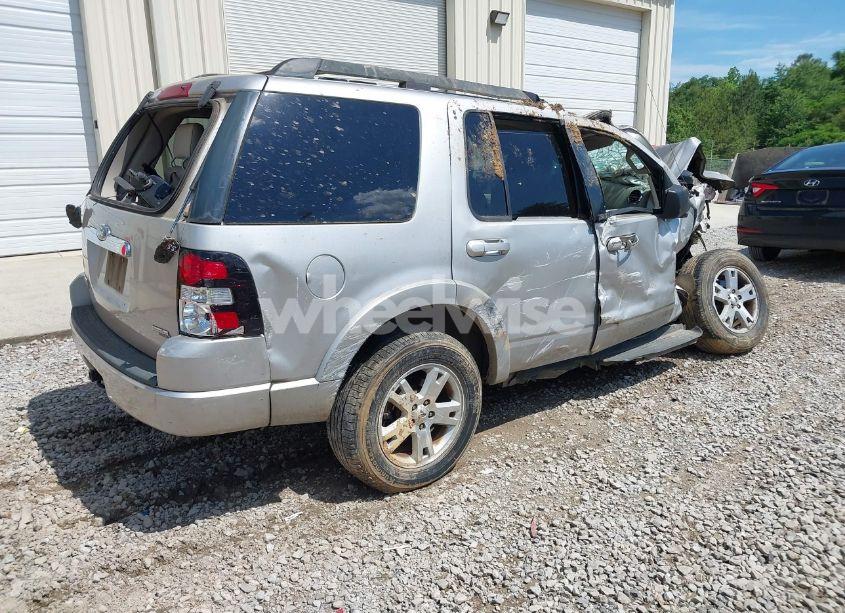 Photo 4 of 2007 Ford Explorer XLT (VIN 1FMEU63E27UA84955)