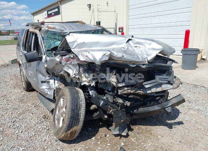 Photo 6 of 2007 Ford Explorer XLT (VIN 1FMEU63E27UA84955)