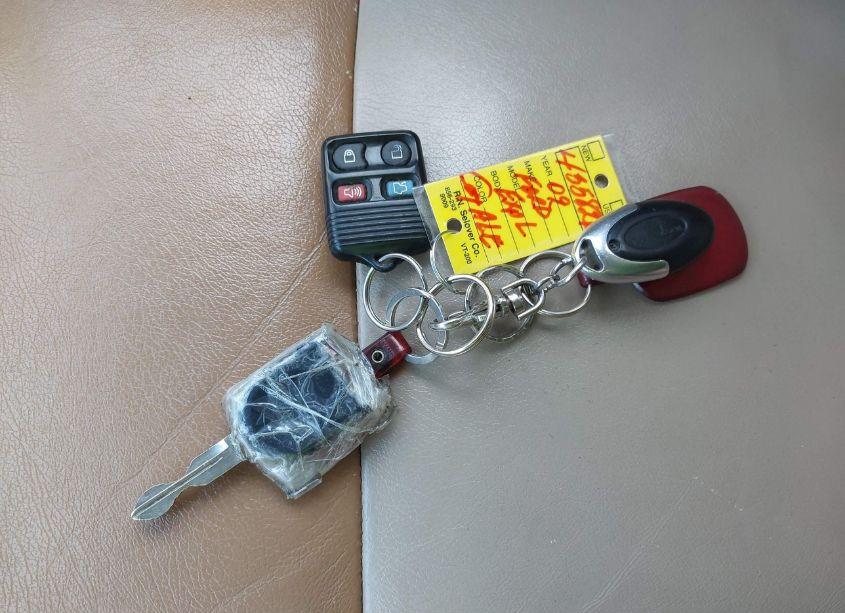 Photo 11 of 2009 Ford Explorer XLT (VIN 1FMEU63E29UA36794)