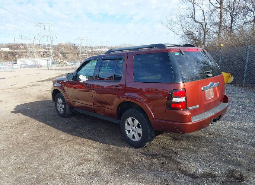 Photo 3 of 2009 Ford Explorer XLT (VIN 1FMEU63E29UA36794)