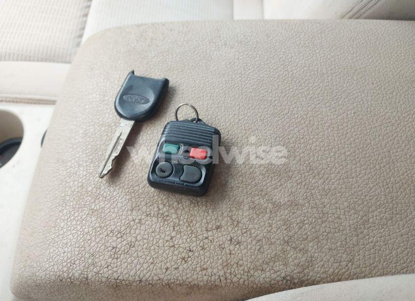 Photo 11 of 2006 Ford Explorer XLT (VIN 1FMEU63E36UA31339)