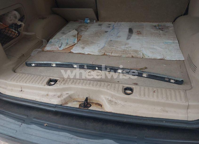 Photo 12 of 2006 Ford Explorer XLT (VIN 1FMEU63E36UA31339)