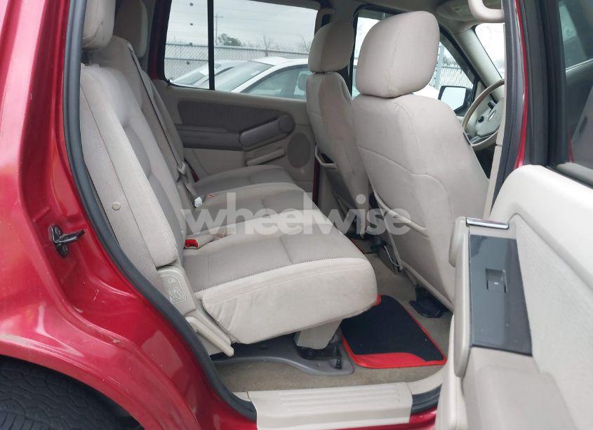 Photo 8 of 2006 Ford Explorer XLT (VIN 1FMEU63E36UB28654)