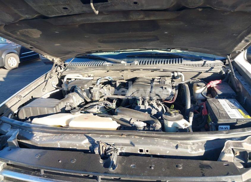Photo 10 of 2006 Ford Explorer XLT (VIN 1FMEU63E46UA35268)