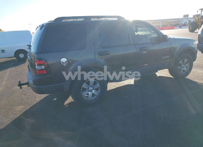 Photo 4 of 2006 Ford Explorer XLT (VIN 1FMEU63E46UA35268)
