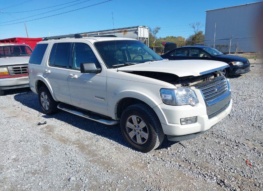 2008 Ford Explorer XLT (VIN 1FMEU63E48UA42997) main photo