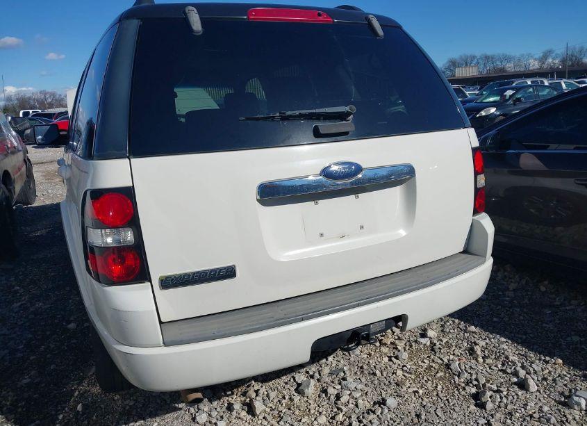 Photo 6 of 2008 Ford Explorer XLT (VIN 1FMEU63E48UA42997)