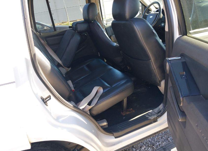 Photo 8 of 2008 Ford Explorer XLT (VIN 1FMEU63E48UA42997)