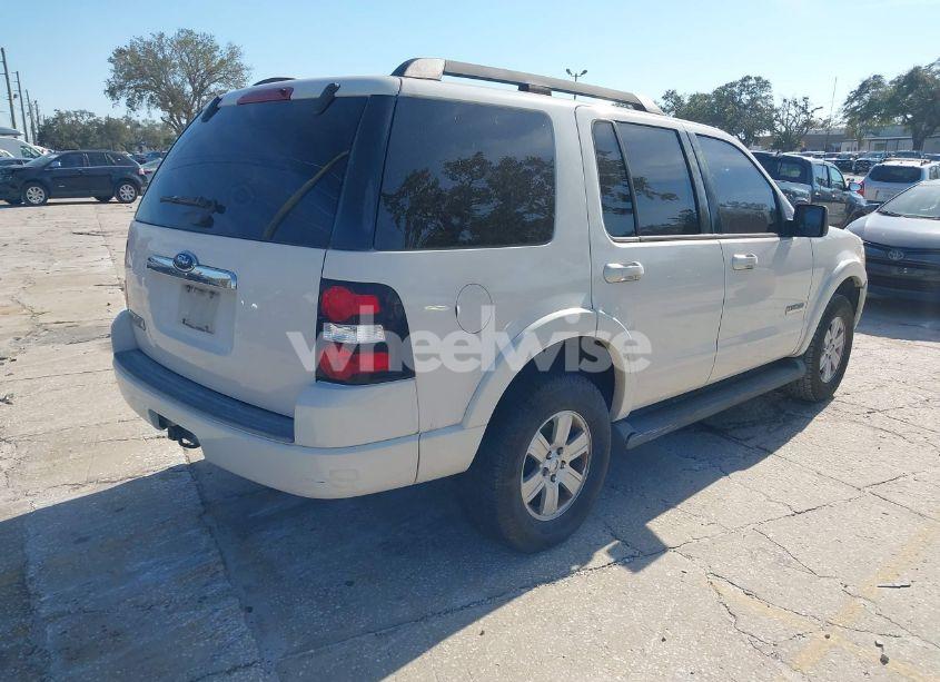 Photo 4 of 2008 Ford Explorer XLT (VIN 1FMEU63E48UA73585)