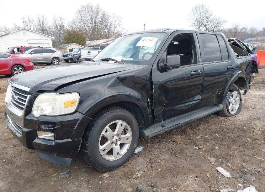 Photo 2 of 2009 Ford Explorer XLT (VIN 1FMEU63E49UA38885)