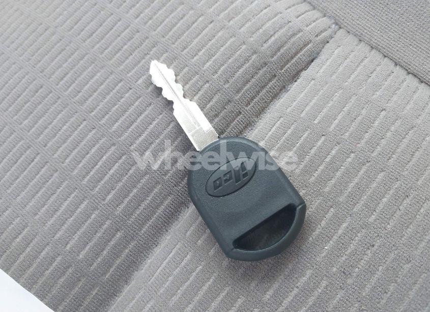 Photo 11 of 2006 Ford Explorer XLT (VIN 1FMEU63E56UB33080)