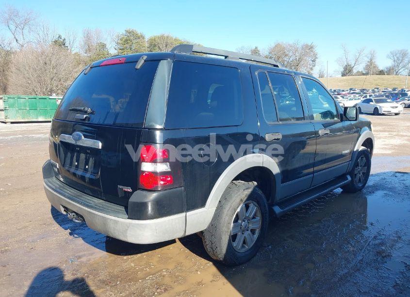 Photo 4 of 2006 Ford Explorer XLT (VIN 1FMEU63E56UB33080)