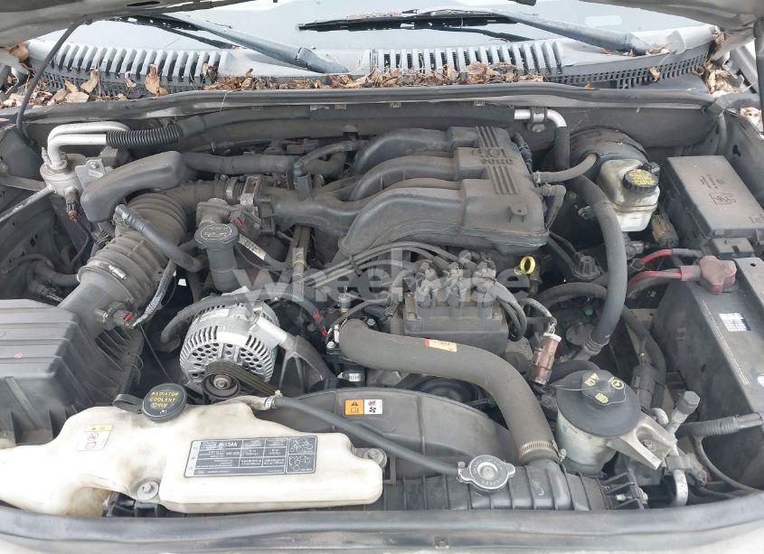 Photo 10 of 2006 Ford Explorer XLT (VIN 1FMEU63E56UB65348)