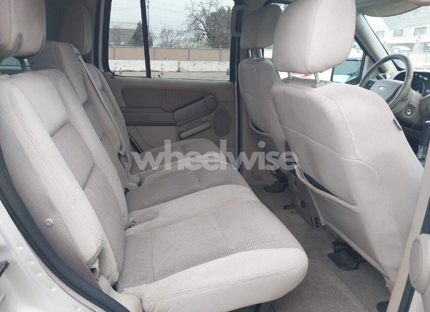 Photo 8 of 2006 Ford Explorer XLT (VIN 1FMEU63E56UB65348)